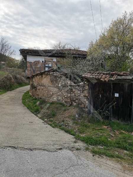 Къща в с. Свежен, Област Пловдив - 85 кв.м за 110 €/кв.м - Снимка #1