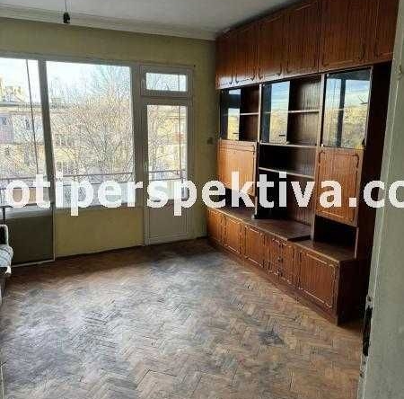 Тристаен апартамент в Пловдив, Кючук Париж - 90 кв.м за 794 €/кв.м - Снимка #1