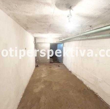 Гараж / Паркомясто в Пловдив, Кършияка - 21 кв.м за 632 €/кв.м - Снимка #1