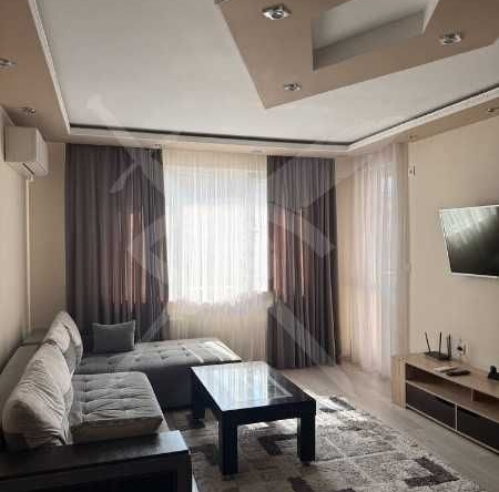Дава се под наем Двустаен апартамент в Асеновград - 57 кв.м за 348.84 € - Снимка #1