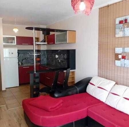 Дава се под наем Двустаен апартамент в Бургас, Зорница - 60 кв.м за 612 € - Снимка #1