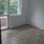 Дава се под наем Тристаен апартамент в Бургас, Славейков - 74 кв.м за 359.04 € - Снимка #1