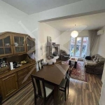 Дава се под наем Тристаен апартамент в Пловдив, Център - 86 кв.м за 498.27 € - Снимка #1