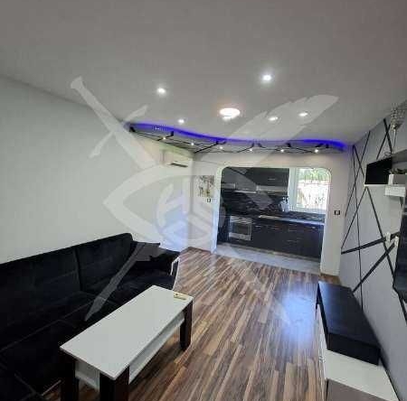 Дава се под наем Двустаен апартамент в Пловдив, Тракия - 50 кв.м за 359.04 € - Снимка #1