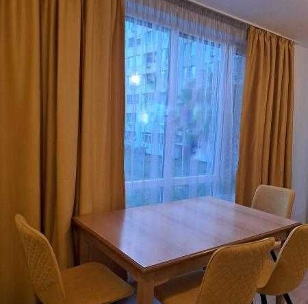 Дава се под наем Двустаен апартамент в Бургас, Изгрев - 55 кв.м за 459 € - Снимка #1