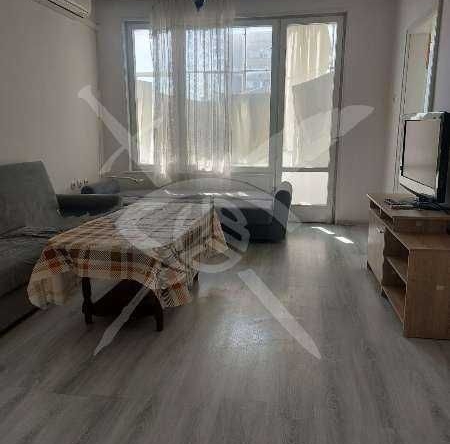 Дава се под наем Тристаен апартамент в София, Хладилника - 78 кв.м за 478.38 € - Снимка #1