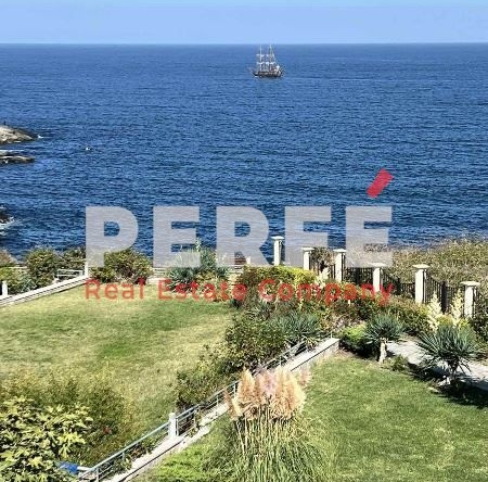 Къща в Черноморец - 271 кв.м за 2510 €/кв.м - Снимка #1