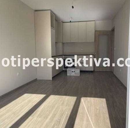 Двустаен апартамент в Пловдив, Кършияка - 75 кв.м за 1387 €/кв.м - Снимка #1