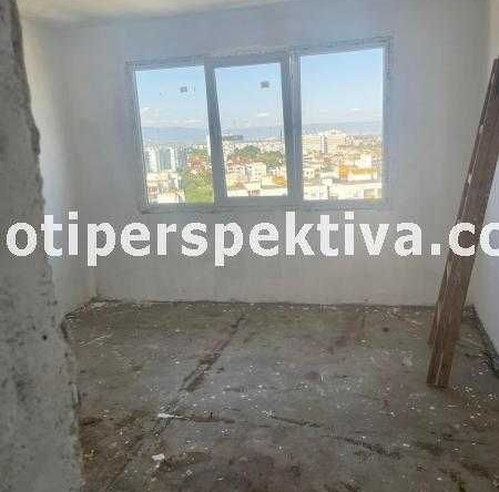 Тристаен апартамент в Пловдив, Христо Смирненски - 100 кв.м за 1090 €/кв.м - Снимка #1