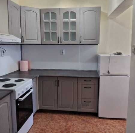 Дава се под наем Двустаен апартамент в Бургас, Долно Езерово - 65 кв.м за 225 € - Снимка #1