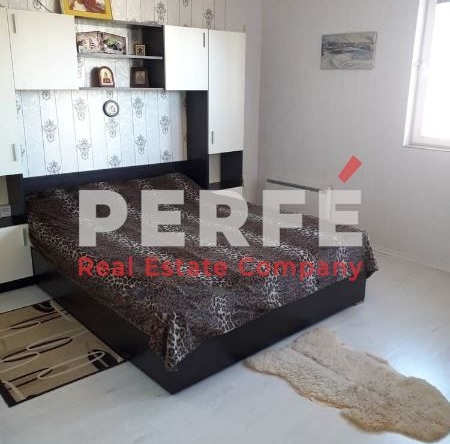 Двустаен апартамент в Бургас, Славейков - 56 кв.м за 2027 €/кв.м - Снимка #1