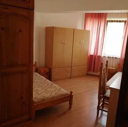 Дава се под наем Двустаен апартамент в Бургас, Лазур - 80 кв.м за 127.5 € - Снимка #1