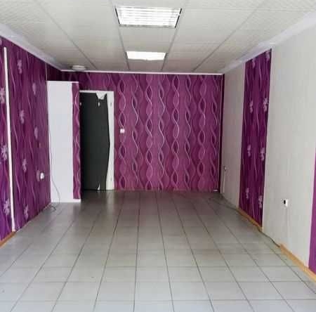 Дава се под наем Магазин в Бургас, Център - 28 кв.м за 175 € - Снимка #1
