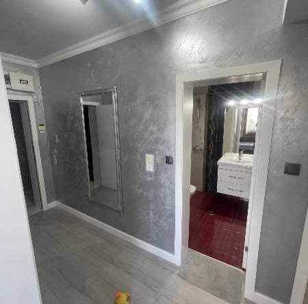 Тристаен апартамент в Пловдив, Младежки Хълм - 101 кв.м за 1010 €/кв.м - Снимка #1