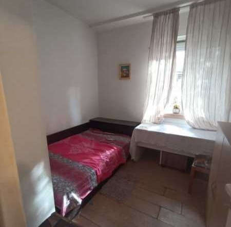 Дава се под наем Тристаен апартамент в София, Лозенец - 63 кв.м за 612 € - Снимка #1