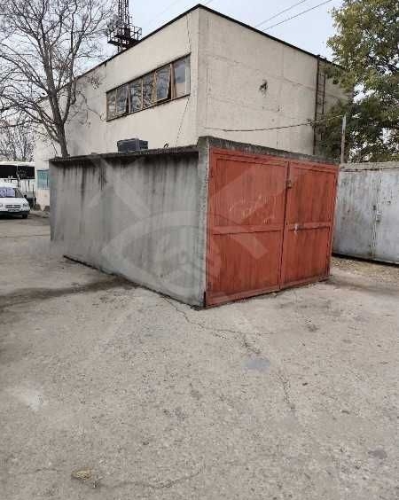 Гараж / Паркомясто в Пловдив, Център - 20 кв.м за 140 €/кв.м - Снимка #1