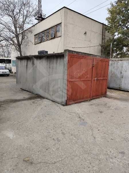 Гараж / Паркомясто в Пловдив, Център - 20 кв.м за 140 €/кв.м - Снимка #1