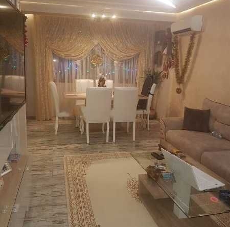 Дава се под наем Двустаен апартамент в Бургас, Изгрев - 46 кв.м за 200 € - Снимка #1