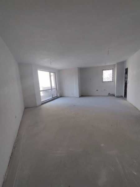 Едностаен апартамент в Пловдив, Център - 47 кв.м за 1383 €/кв.м - Снимка #1