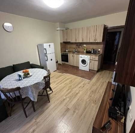 Тристаен апартамент в Бургас, Меден рудник - зона А - 84 кв.м за 1298 €/кв.м - Снимка #1