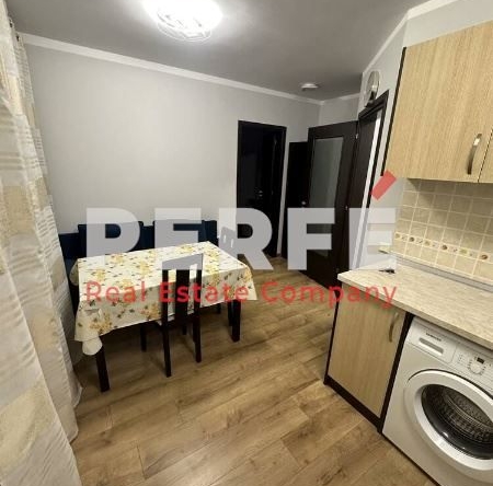 Дава се под наем Двустаен апартамент в Бургас, Зорница - 46 кв.м за 357 € - Снимка #1