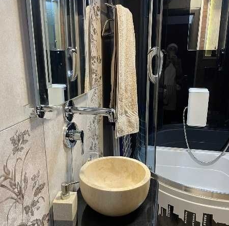 Дава се под наем Едностаен апартамент в Пловдив, Тракия - 36 кв.м за 69999 € - Снимка #1