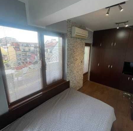 Тристаен апартамент в Пловдив, Младежки Хълм - 101 кв.м за 1010 €/кв.м - Снимка #1