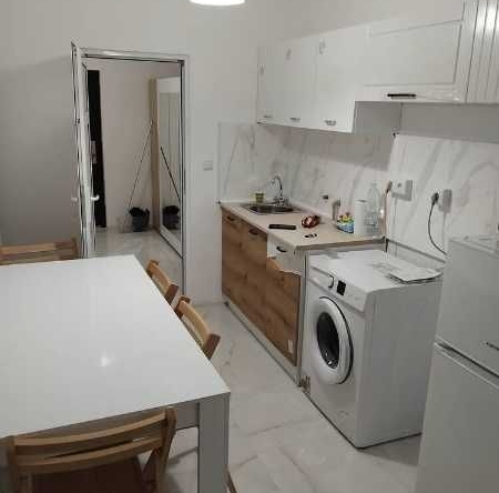 Дава се под наем Двустаен апартамент в Бургас, Братя Миладинови - 65 кв.м за 400 € - Снимка #1