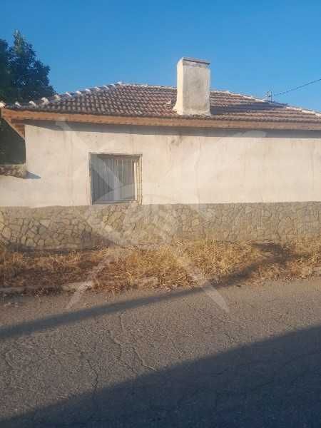 Къща в с. Поройна, Област Пловдив - 60 кв.м за 292 €/кв.м - Снимка #1