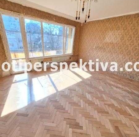 Тристаен апартамент в Пловдив, Кършияка - 82 кв.м за 1305 €/кв.м - Снимка #1