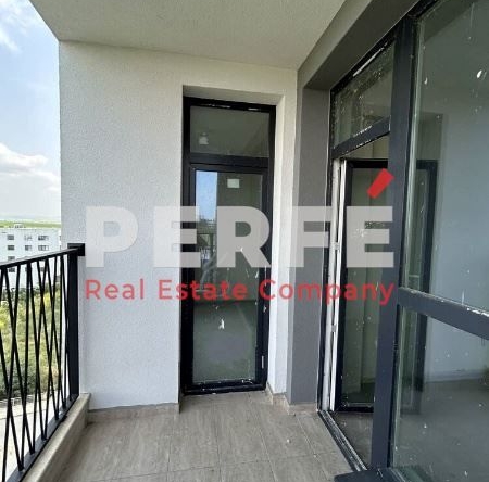 Двустаен апартамент в Бургас, Изгрев - 67 кв.м за 1881 €/кв.м - Снимка #1