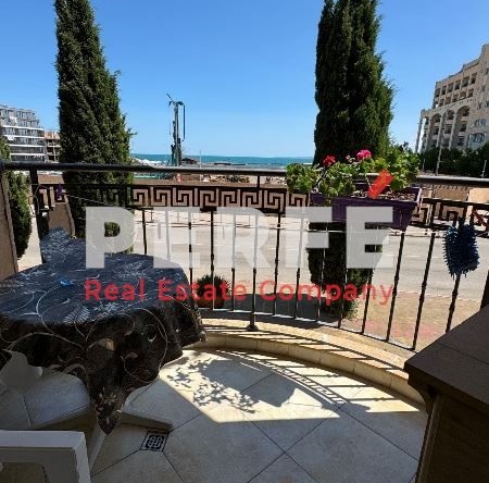 Тристаен апартамент в Поморие - 130 кв.м за 1154 €/кв.м - Снимка #1