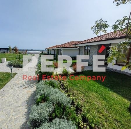 Къща в Ахелой - 125 кв.м за 2000 €/кв.м - Снимка #1