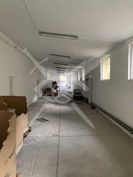 Промишлена сграда в с. Бачково, Област Пловдив - 6050 кв.м за 182 €/кв.м - Снимка #1