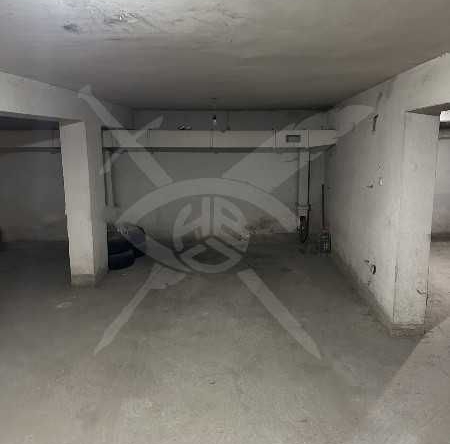 Дава се под наем Гараж / Паркомясто в Пловдив, Кючук Париж - 28 кв.м за 21000 € - Снимка #1