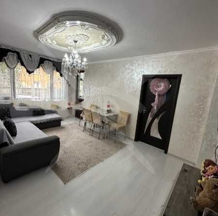 Двустаен апартамент в Карлово - 60 кв.м за 1567 €/кв.м - Снимка #1