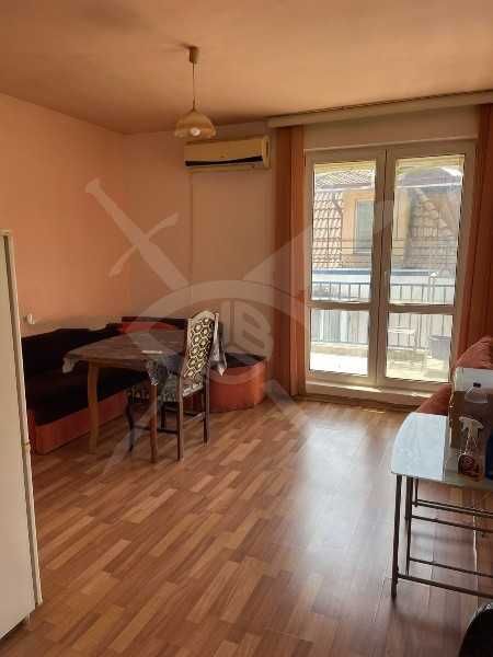 Тристаен апартамент в Пловдив, Кършияка - 100 кв.м за 2050 €/кв.м - Снимка #1