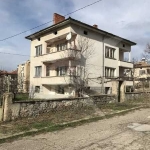 Къща в Хисаря - 354 кв.м за 551 €/кв.м - Снимка #1