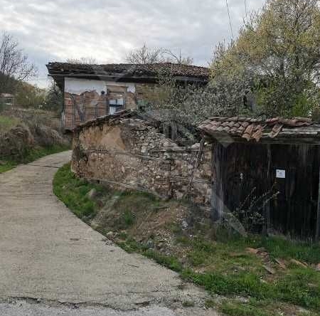 Къща в с. Свежен, Област Пловдив - 85 кв.м за 215 €/кв.м - Снимка #1