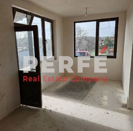 Къща в с. Брястовец, Област Бургас - 140 кв.м за 658 €/кв.м - Снимка #1