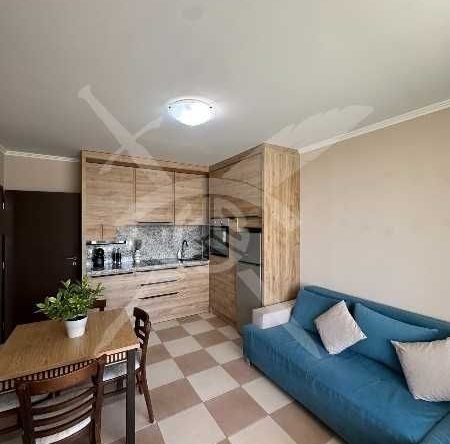 Двустаен апартамент в Созопол - 62 кв.м за 1984 €/кв.м - Снимка #1