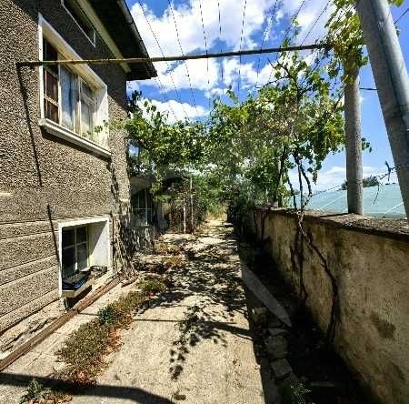 Къща в с. Кърнаре, Област Пловдив - 120 кв.м за 692 €/кв.м - Снимка #1