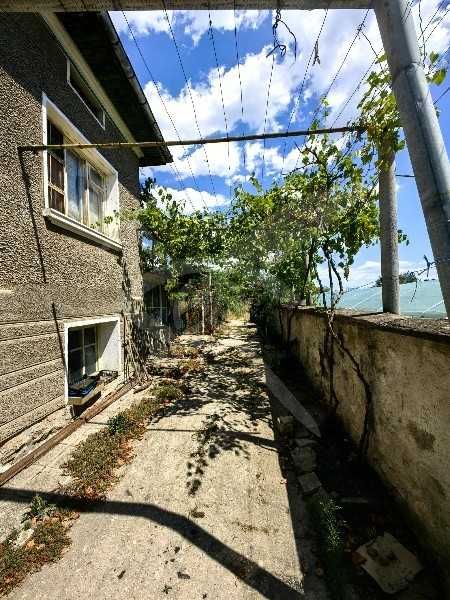 Къща в с. Кърнаре, Област Пловдив - 120 кв.м за 692 €/кв.м - Снимка #1