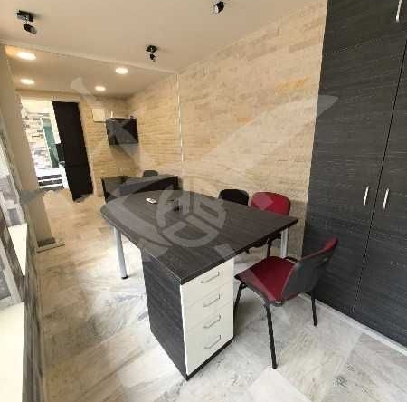 Дава се под наем Офис в Пловдив, Кючук Париж - 32 кв.м за 64000 € - Снимка #1