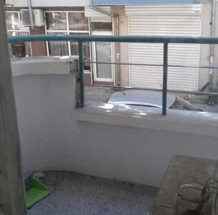 Дава се под наем Едностаен апартамент в Бургас, Възраждане - 45 кв.м за 58.65 € - Снимка #1