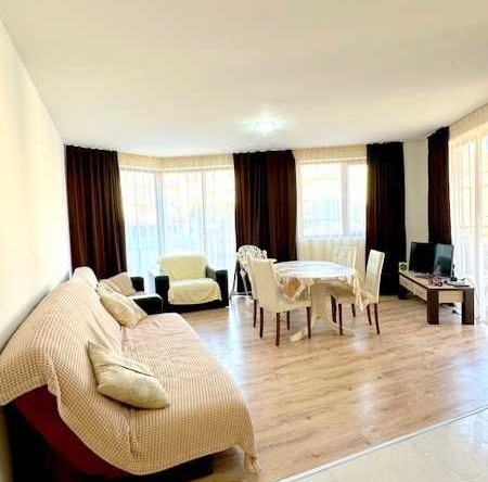Двустаен апартамент в Свети Влас - 110 кв.м за 571 €/кв.м - Снимка #1