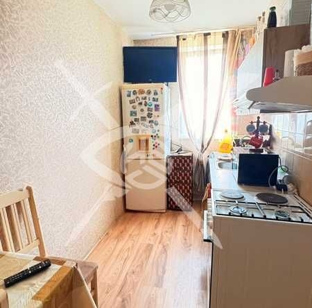 Дава се под наем Тристаен апартамент в Варна, Трошево - 90 кв.м за 328.95 € - Снимка #1