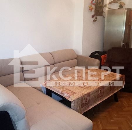 Тристаен апартамент в Пловдив, Кючук Париж - 82 кв.м за 1891 €/кв.м - Снимка #1