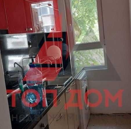 Дава се под наем Тристаен апартамент в Варна, ВИНС - 75 кв.м за 510 € - Снимка #1