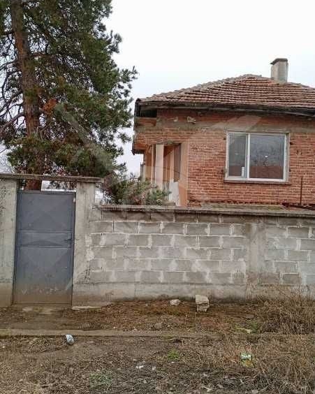 Къща в с. Костиево, Област Пловдив - 74 кв.м за 2028 €/кв.м - Снимка #1
